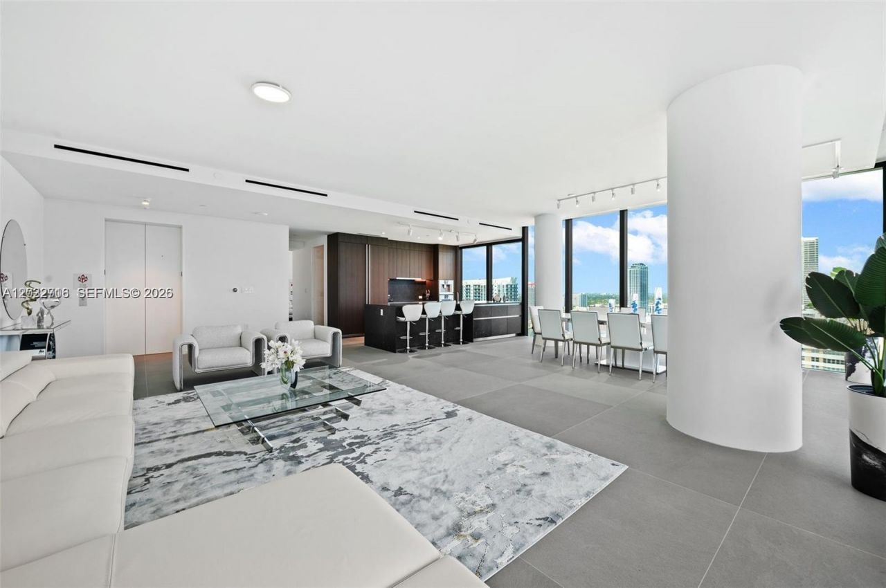 2000 S Ocean Dr , Unit 25A, Hallandale Beach, FL 33009 Photo