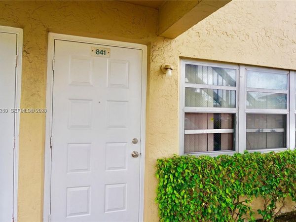 841 Twin Lakes Dr , Unit 30-A, Coral Springs, FL 33071