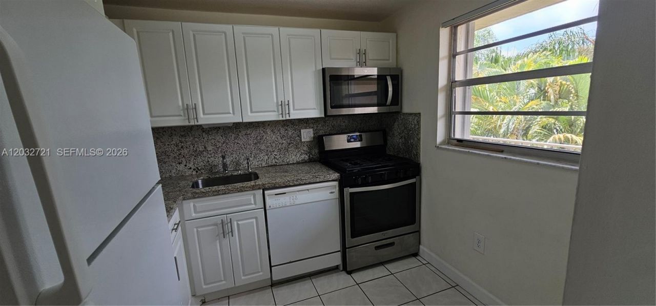 13100 SW 92nd Ave, Unit A-PH13, Miami, FL 33176 Photo