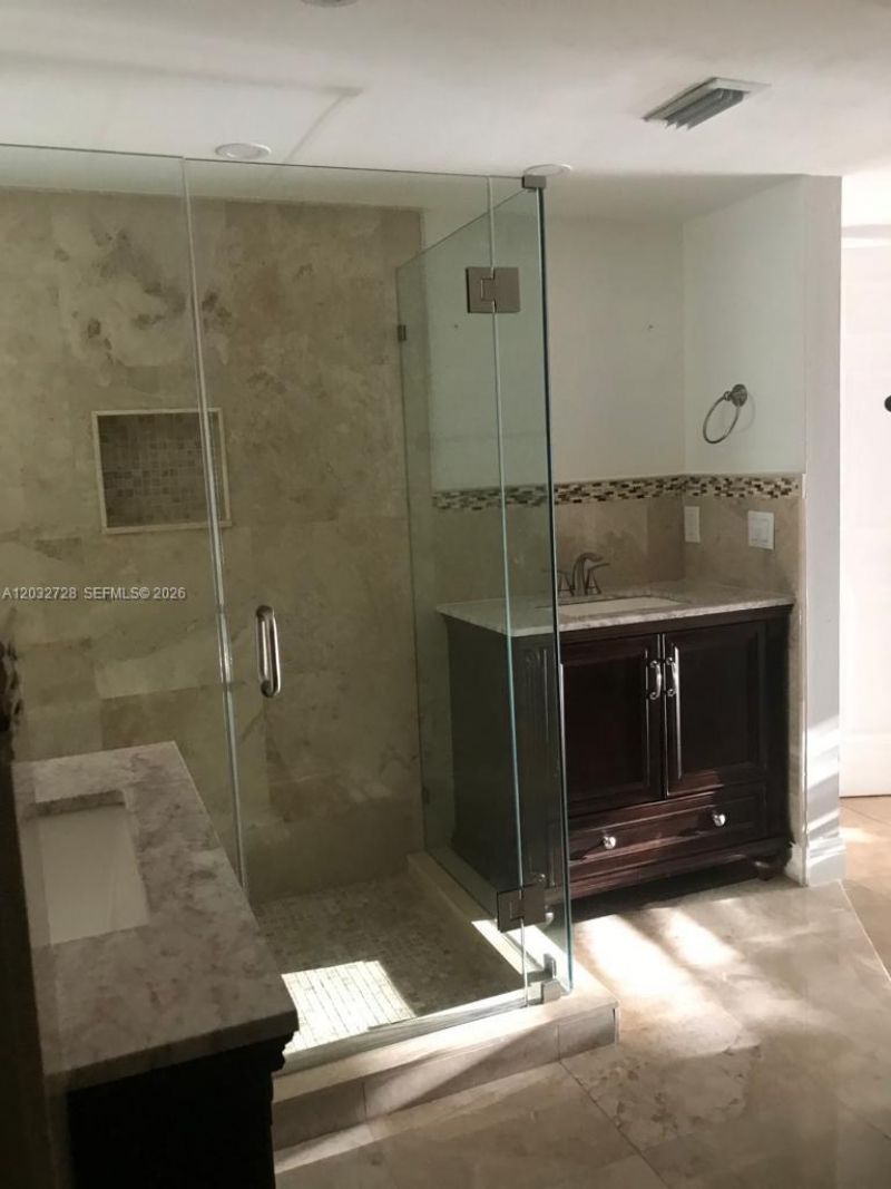 1300 SW 122nd Ave, Unit 206-2, Miami, FL 33184 Photo