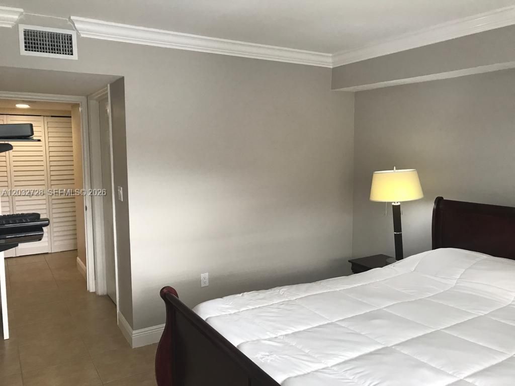 1300 SW 122nd Ave, Unit 206-2, Miami, FL 33184 Photo