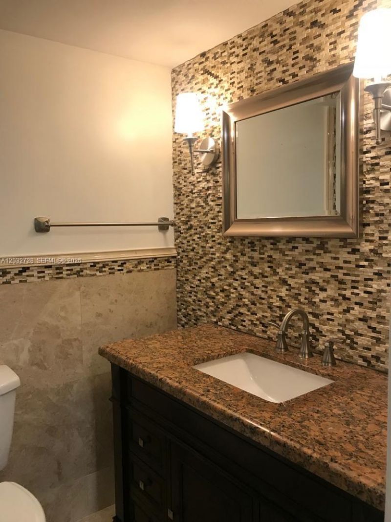 1300 SW 122nd Ave, Unit 206-2, Miami, FL 33184 Photo