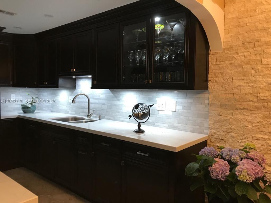 1300 SW 122nd Ave, Unit 206-2, Miami, FL 33184 Photo