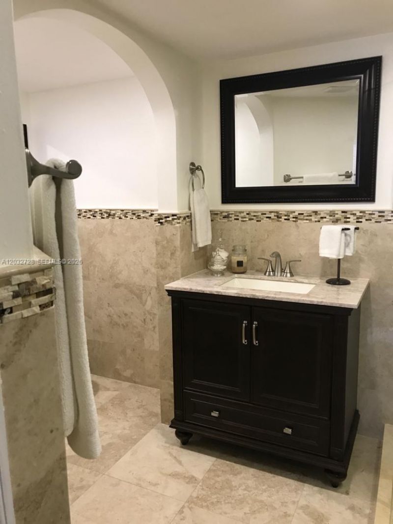 1300 SW 122nd Ave, Unit 206-2, Miami, FL 33184 Photo