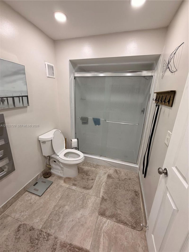 20451 NE 10th Pl , Unit 20451, Miami, FL 33179 Photo