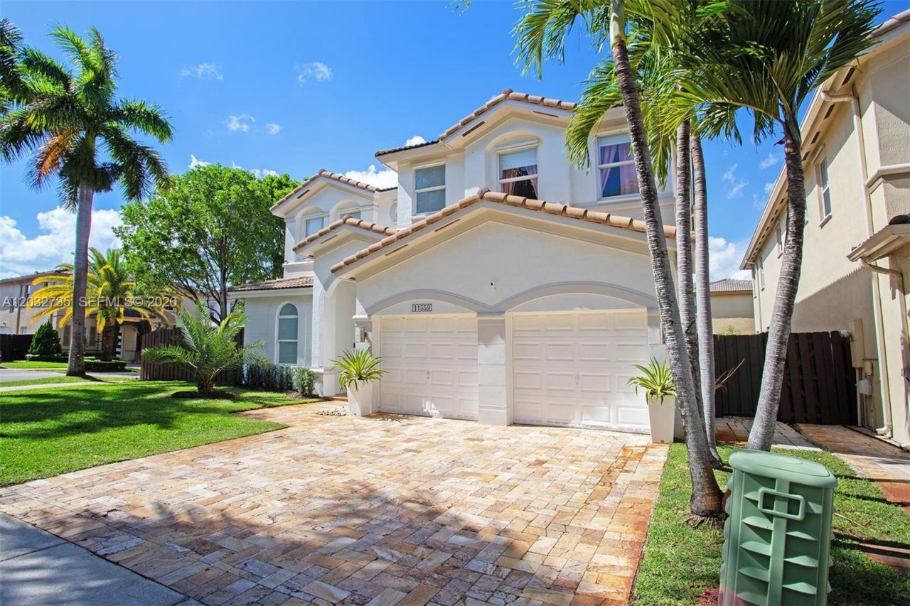 11559 NW 84th Ter, Doral, FL 33178 Photo