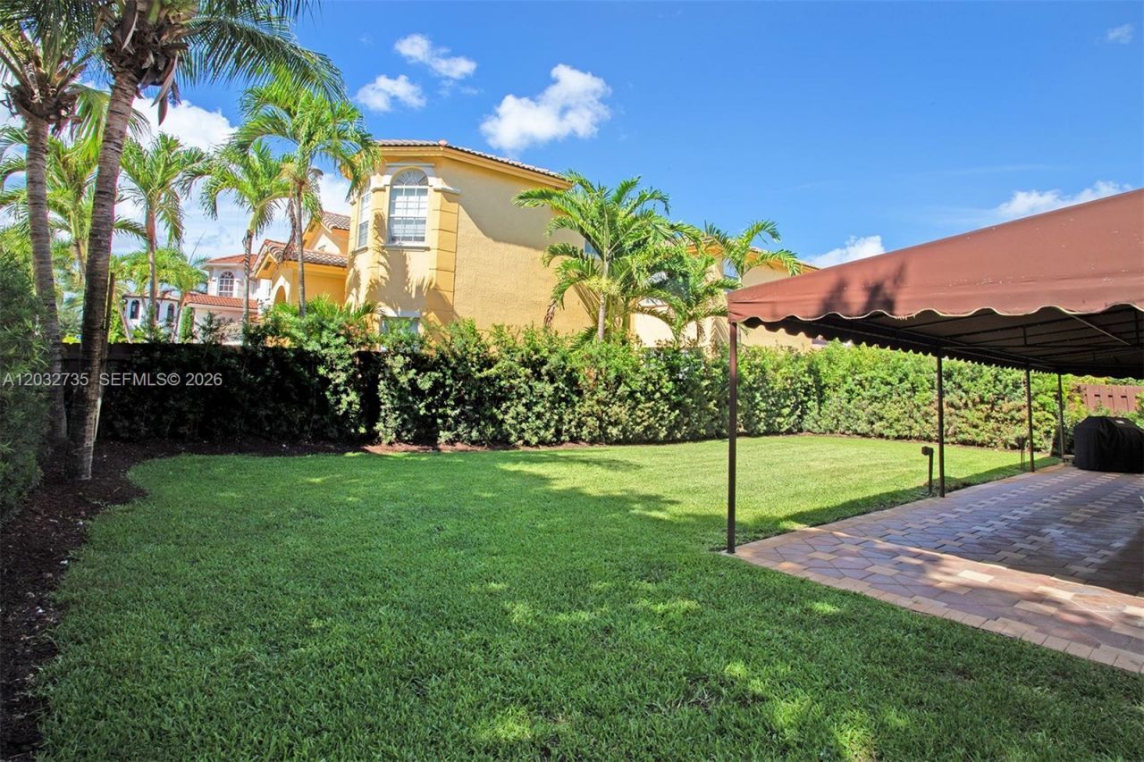 11559 NW 84th Ter, Doral, FL 33178 Photo