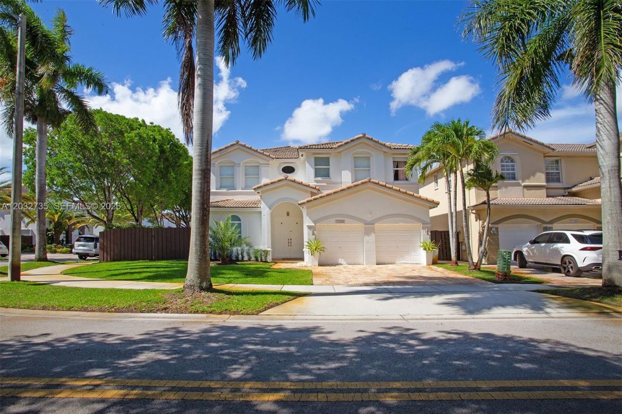 11559 NW 84th Ter, Doral, FL 33178 Photo
