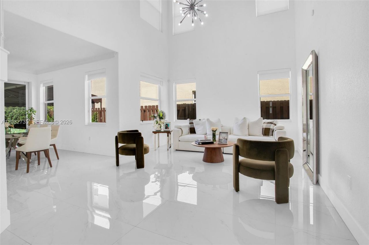 11559 NW 84th Ter, Doral, FL 33178 Photo