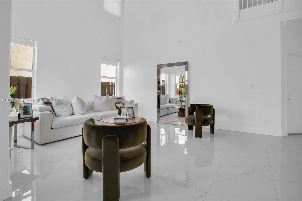 11559 NW 84th Ter, Doral, FL 33178 Photo