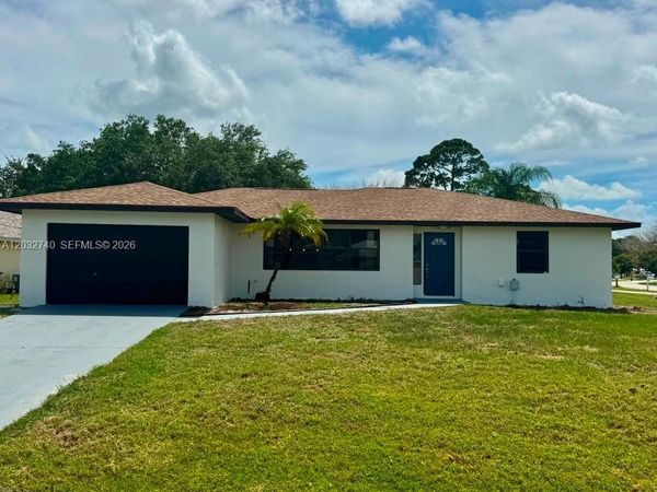 2302 SE Leithgow St, Port St. Lucie, FL 34952