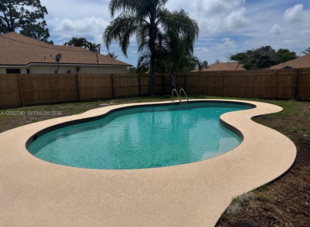2302 SE Leithgow St, Port Saint Lucie, FL 34952 Photo
