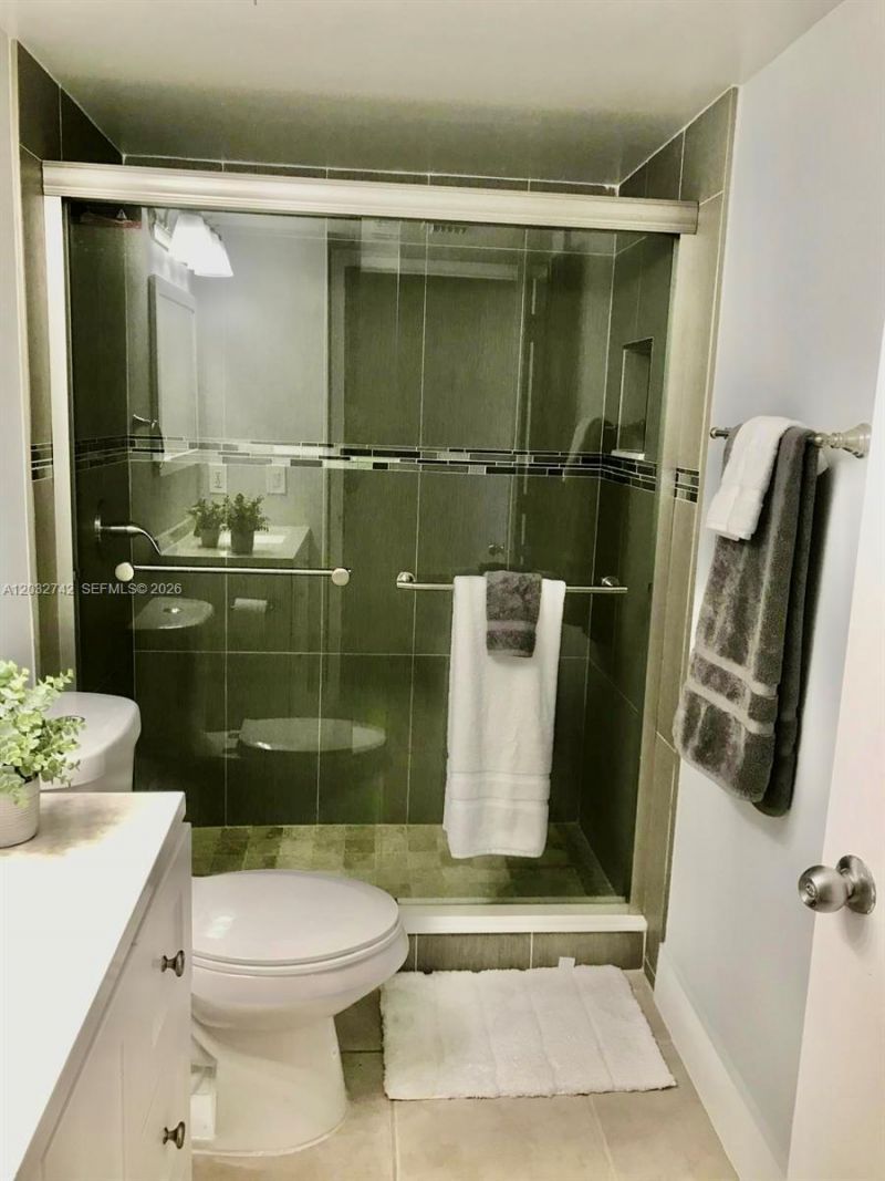 14951 SW 82nd Ln , Unit 17-405, Miami, FL 33193 Photo