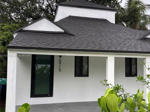 6915 NW 4th Ct, Unit 6915, Miami, FL 33150