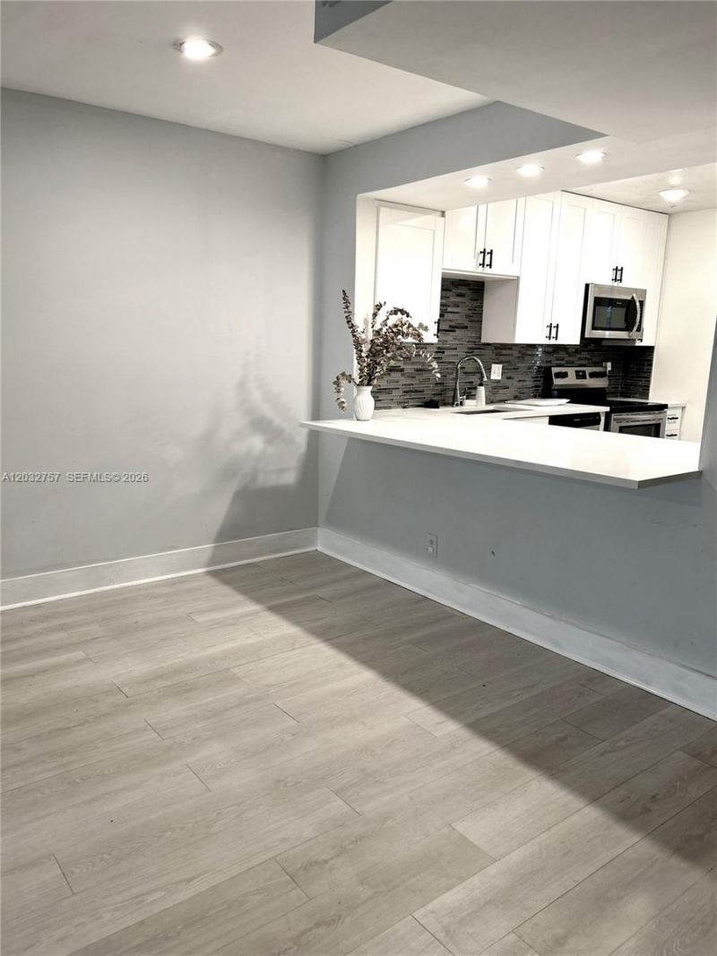 4070 Sierra Ter , Unit 4070, Sunrise, FL 33351 Photo