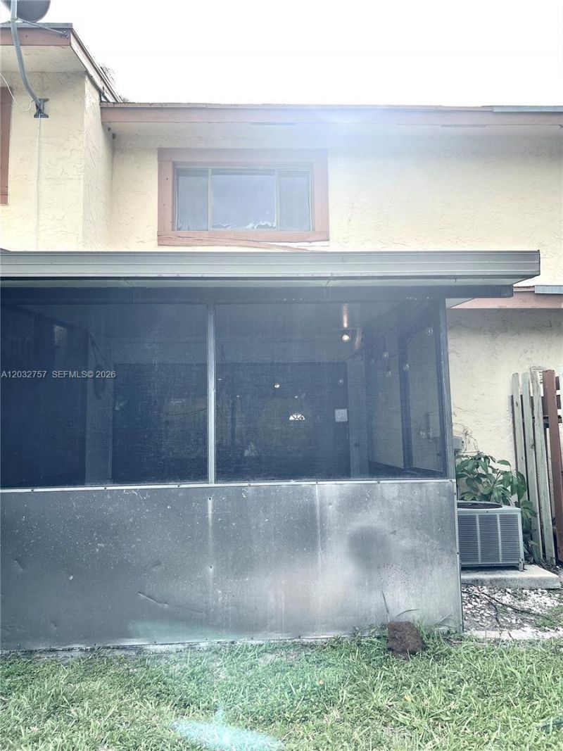 4070 Sierra Ter, Unit 4070, Sunrise, FL 33351 Photo