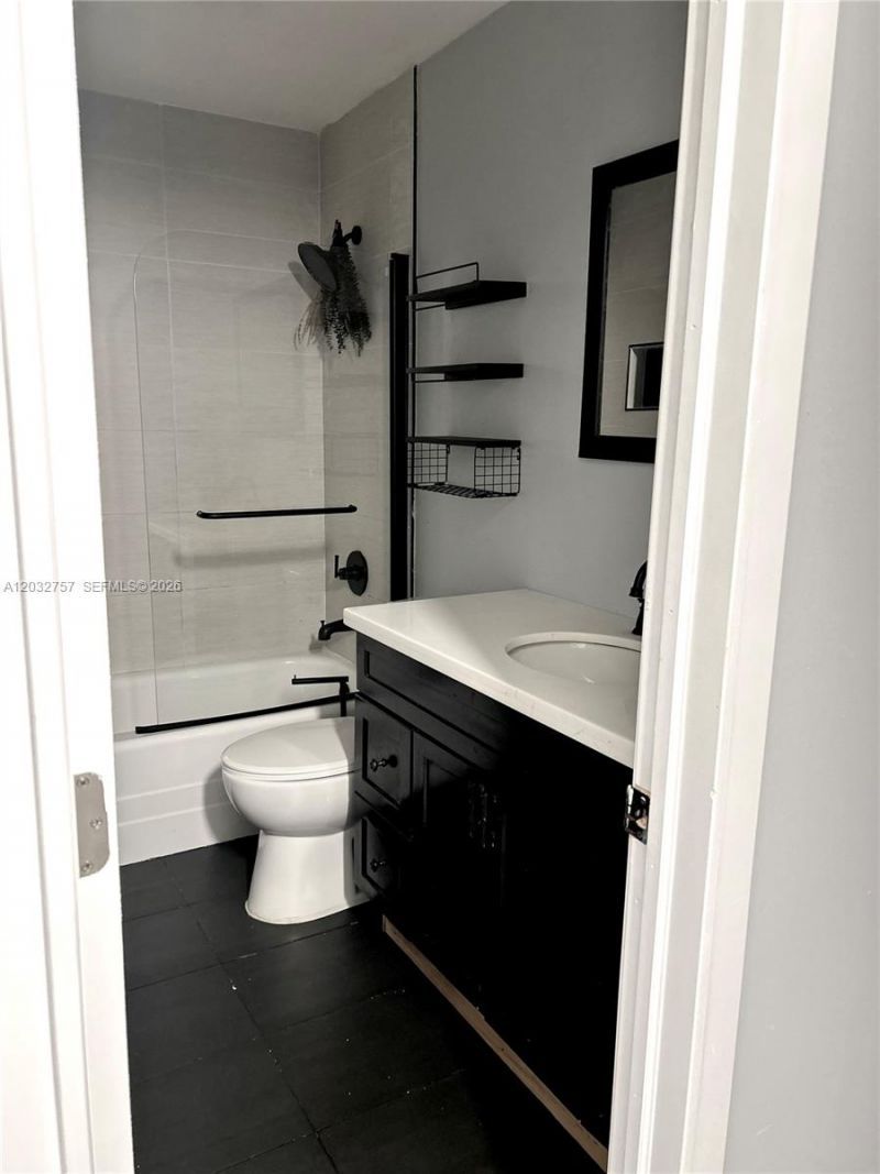 4070 Sierra Ter , Unit 4070, Sunrise, FL 33351 Photo