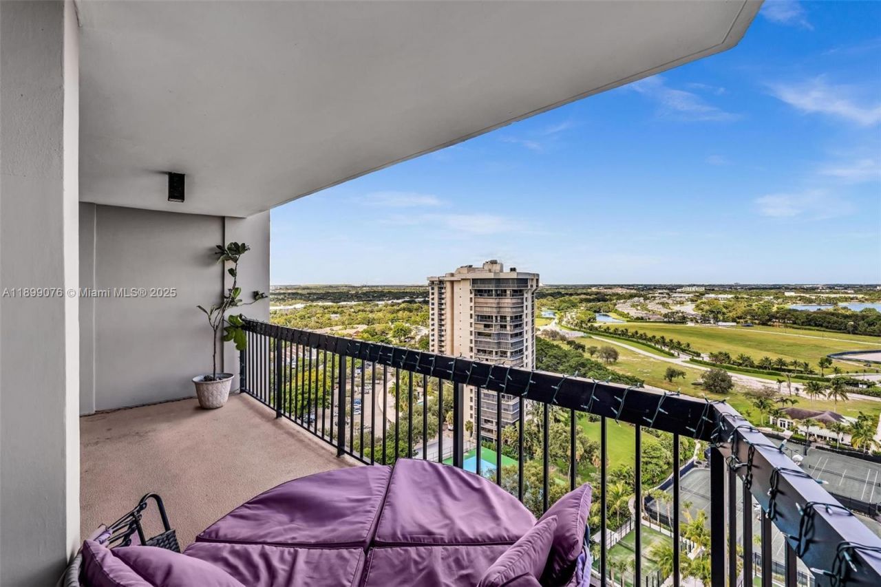2425 Presidential Way , Unit 2003, West Palm Beach, FL 33401 Photo