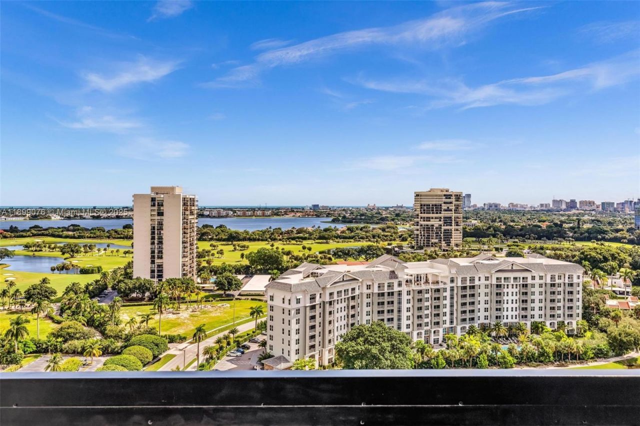 2425 Presidential Way , Unit 2003, West Palm Beach, FL 33401 Photo