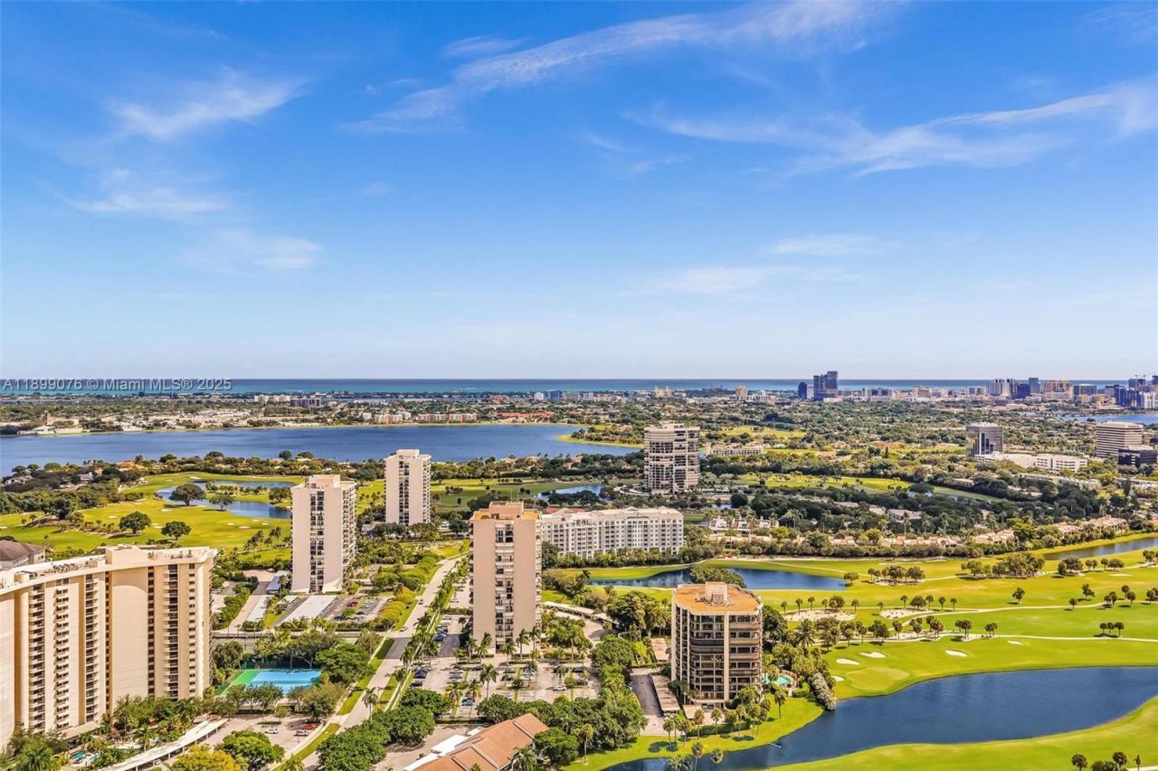 2425 Presidential Way , Unit 2003, West Palm Beach, FL 33401 Photo