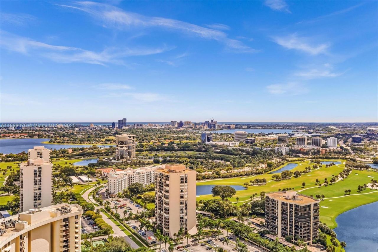 2425 Presidential Way , Unit 2003, West Palm Beach, FL 33401 Photo