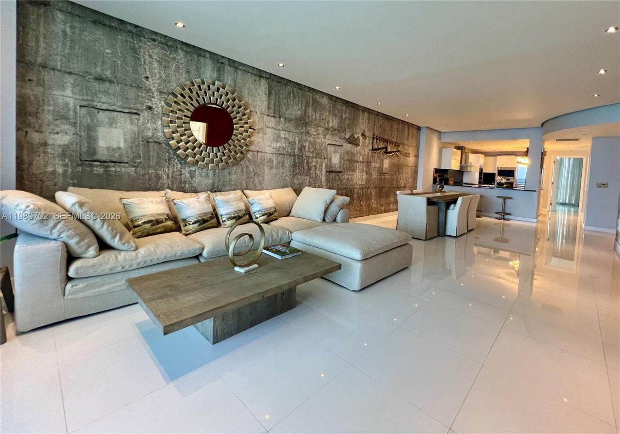 17121 Collins Ave, Unit 1905, Sunny Isles Beach, FL 33160 Photo