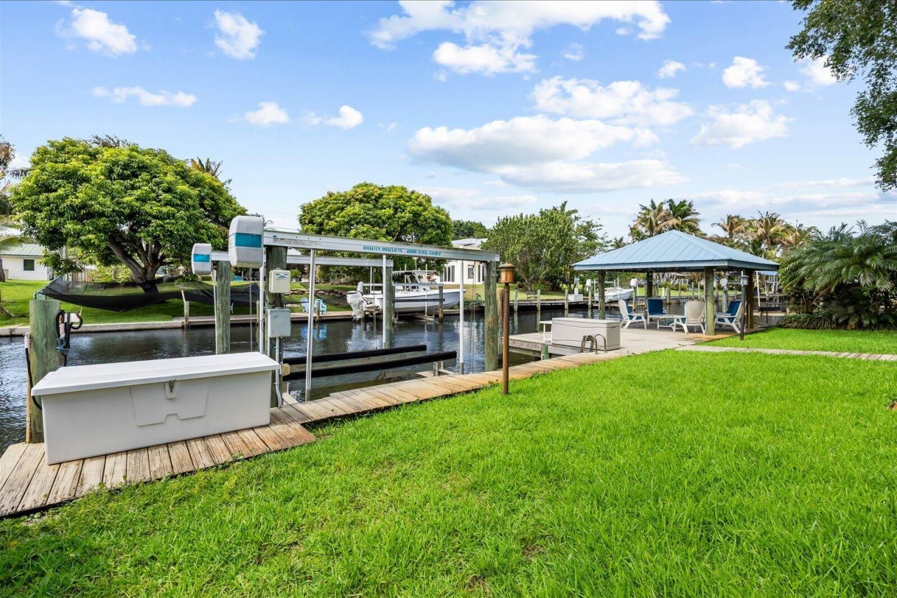 512 SW South Carolina Drive, Stuart, FL 34994 Photo
