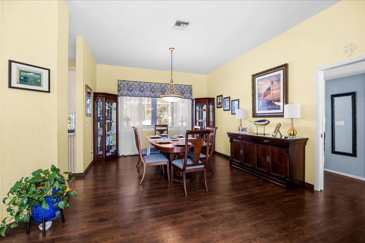 512 SW South Carolina Drive, Stuart, FL 34994 Photo