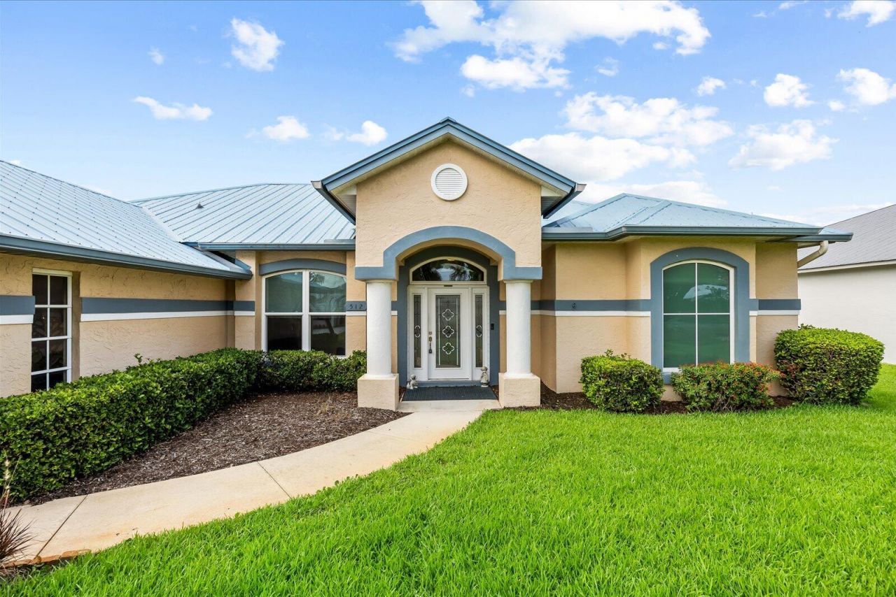 512 SW South Carolina Drive, Stuart, FL 34994 Photo