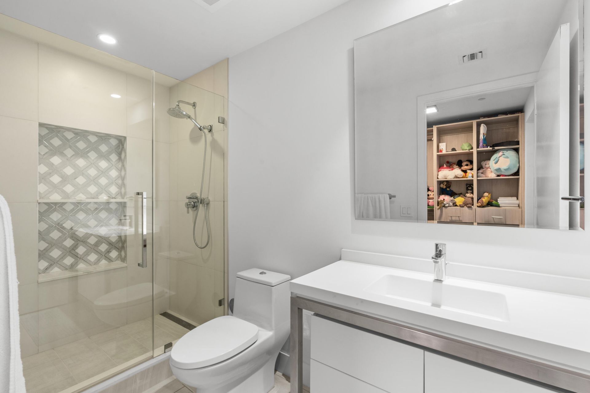 2000 Metropica Way, Unit 214, Sunrise, FL 33323 Photo