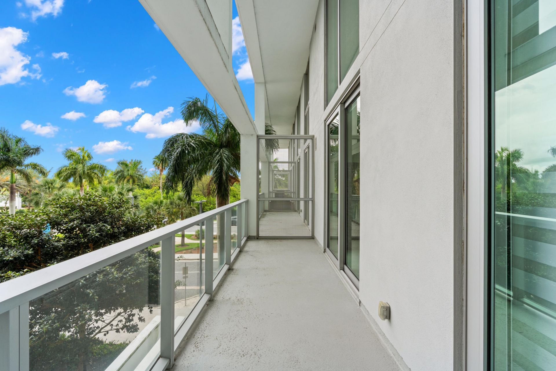 2000 Metropica Way, Unit 214, Sunrise, FL 33323 Photo