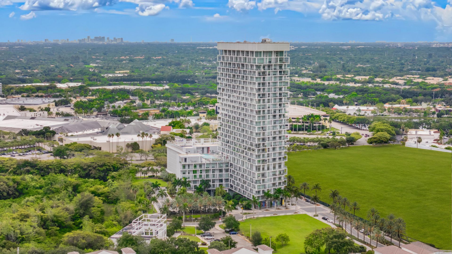 2000 Metropica Way, Unit 214, Sunrise, FL 33323 Photo