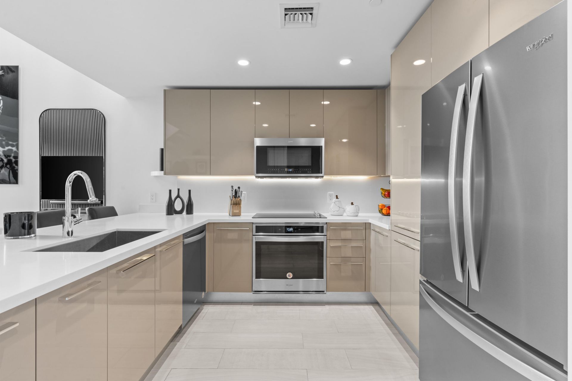 2000 Metropica Way, Unit 214, Sunrise, FL 33323 Photo