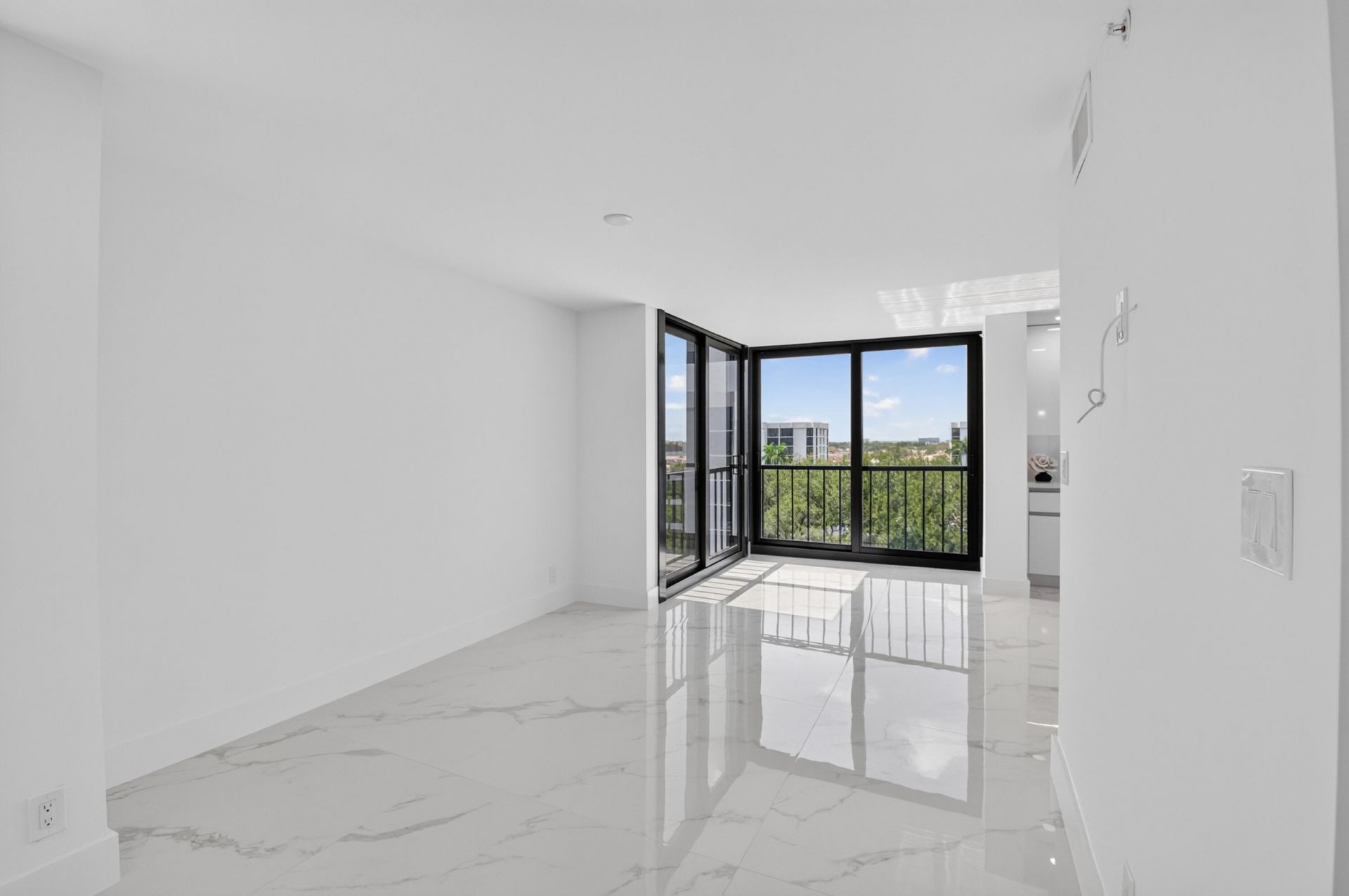 7835 Lakeside Boulevard, Unit 972, Boca Raton, FL 33434 Photo