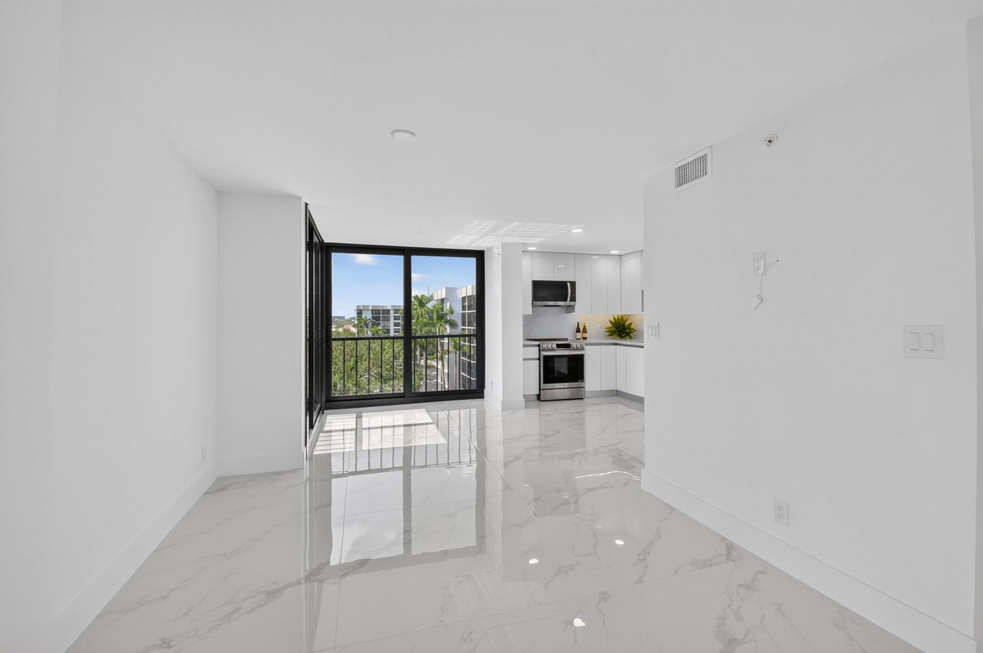 7835 Lakeside Boulevard, Unit 972, Boca Raton, FL 33434 Photo