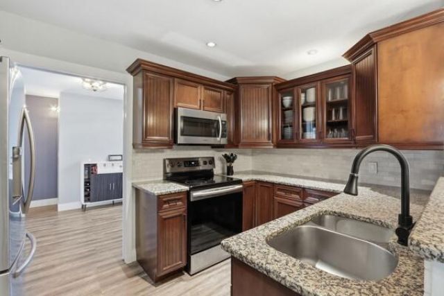 140 Bilbao Street, Royal Palm Beach, FL 33411 Photo