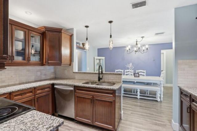 140 Bilbao Street, Royal Palm Beach, FL 33411 Photo