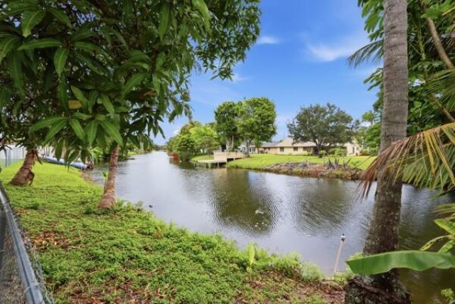 140 Bilbao Street, Royal Palm Beach, FL 33411 Photo