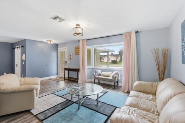 140 Bilbao Street, Royal Palm Beach, FL 33411 Photo