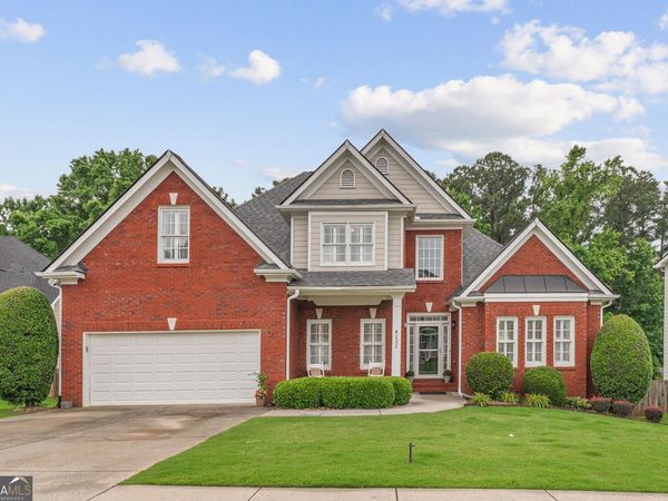 2352 Kennesaw Oaks Trail NW, Kennesaw, GA 30152