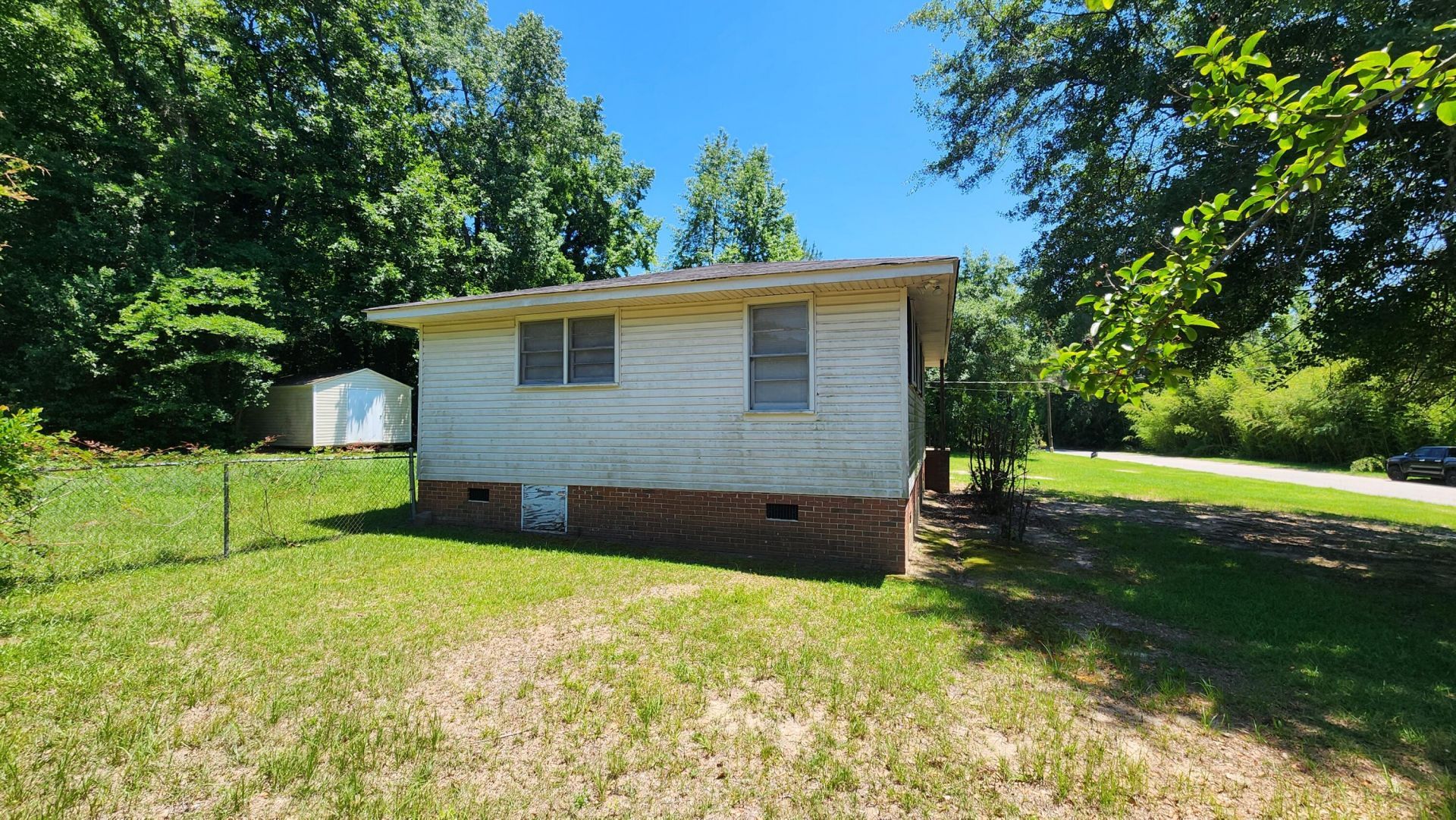 607 Sherrie Lane Photo 4