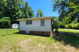 607 Sherrie Lane photo 4