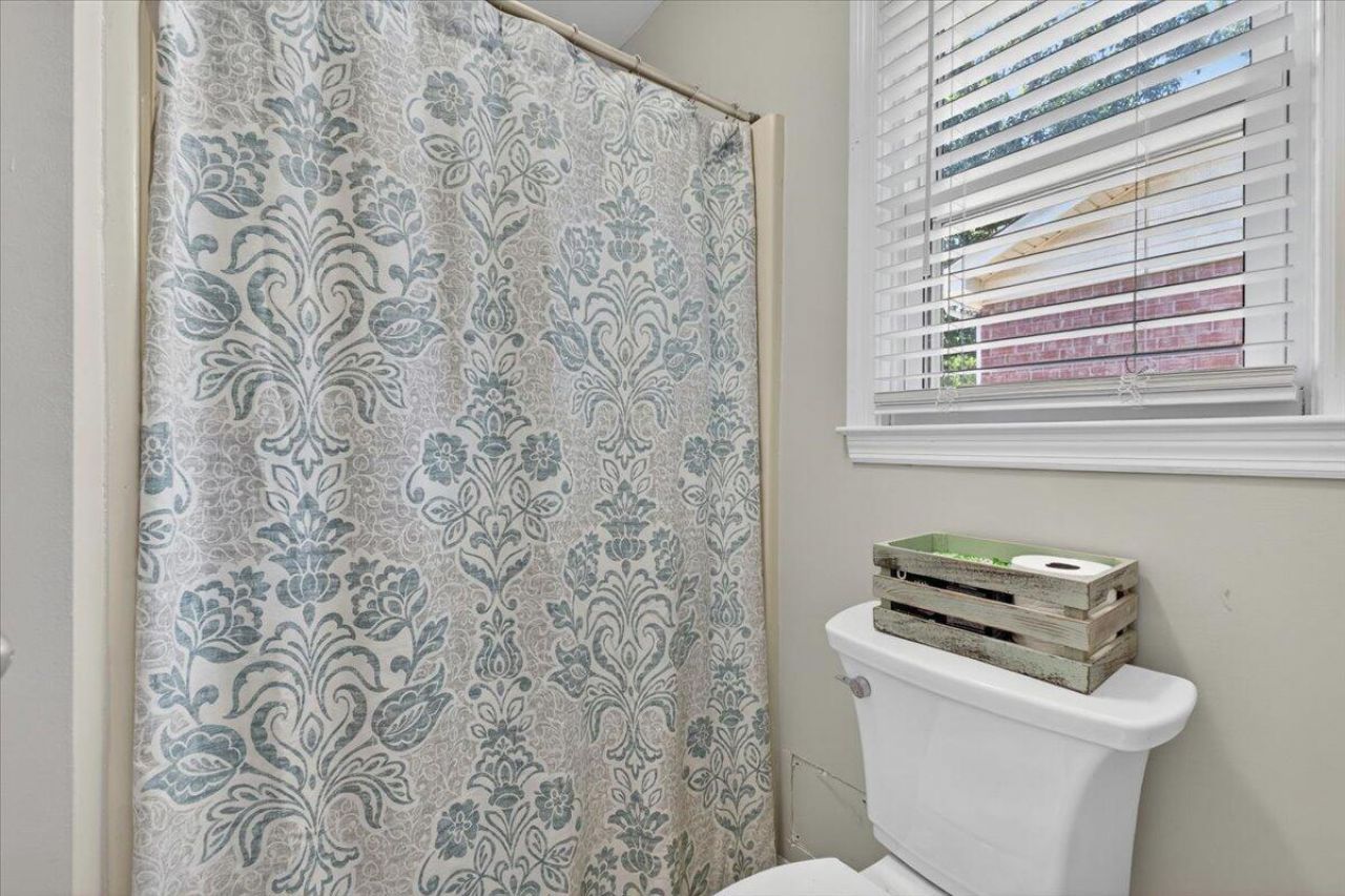 324 Houston Drive Photo 26