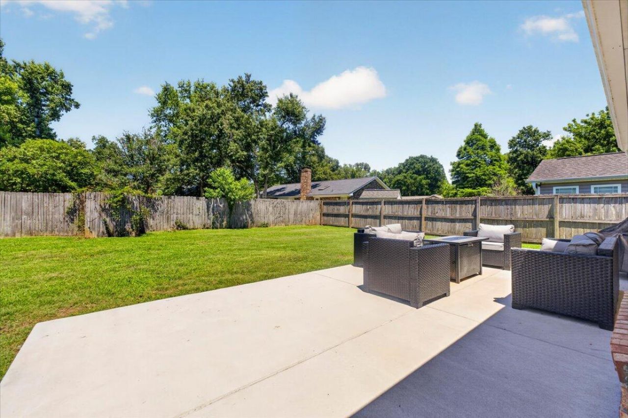 324 Houston Drive Photo 32