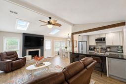 324 Houston Drive photo 4
