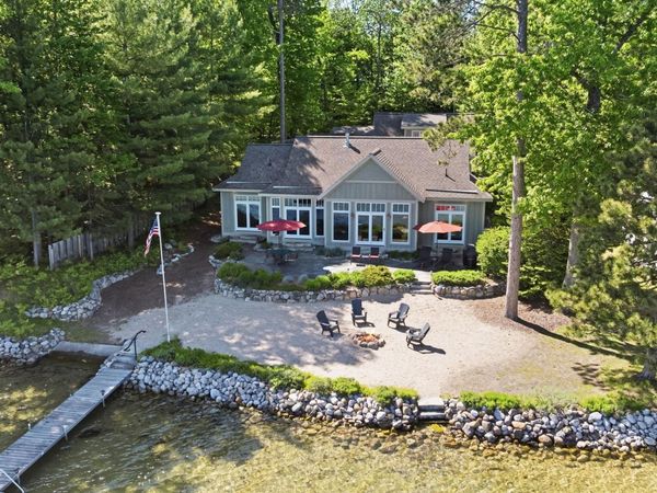 2704 Crescent Shores Drive, Traverse City, MI 49685