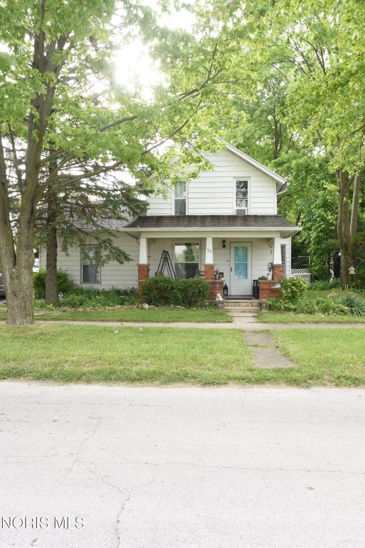 122 N Main Street , Bradner, OH 43406 Main Photo