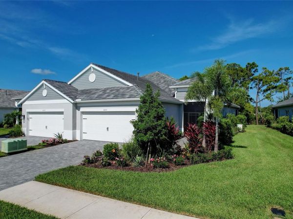 10233 LAKE WALES CIRCLE, SARASOTA, FL 34241