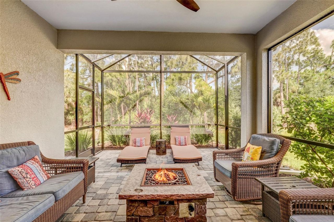 10233 Lake Wales Circle, Sarasota, FL 34241 Photo