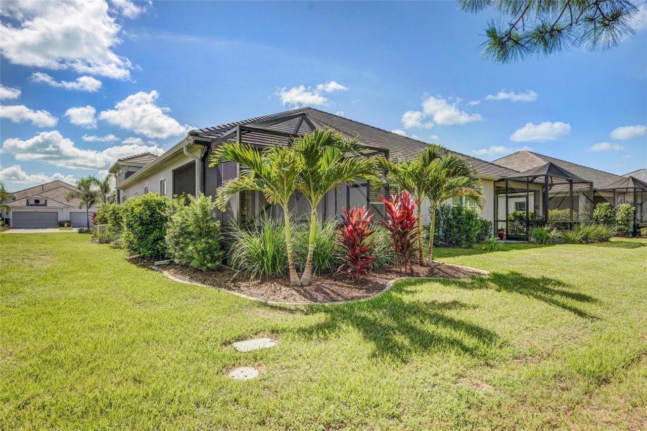 10233 Lake Wales Circle, Sarasota, FL 34241 Photo